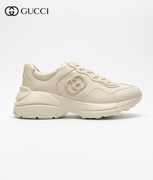 Gucci Rhyton Sneakers - Beige