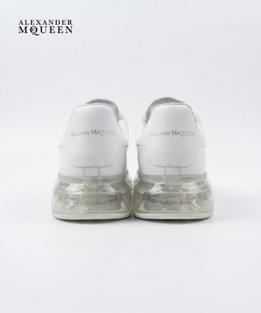 Alexander McQueen Oversized sneakers - white