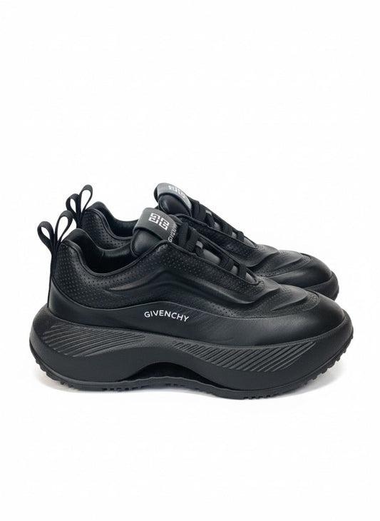 Givenchy - Black